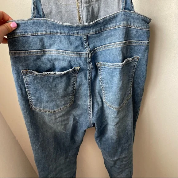 Sneak Peek Denim Overalls - Picture 5 of 9
